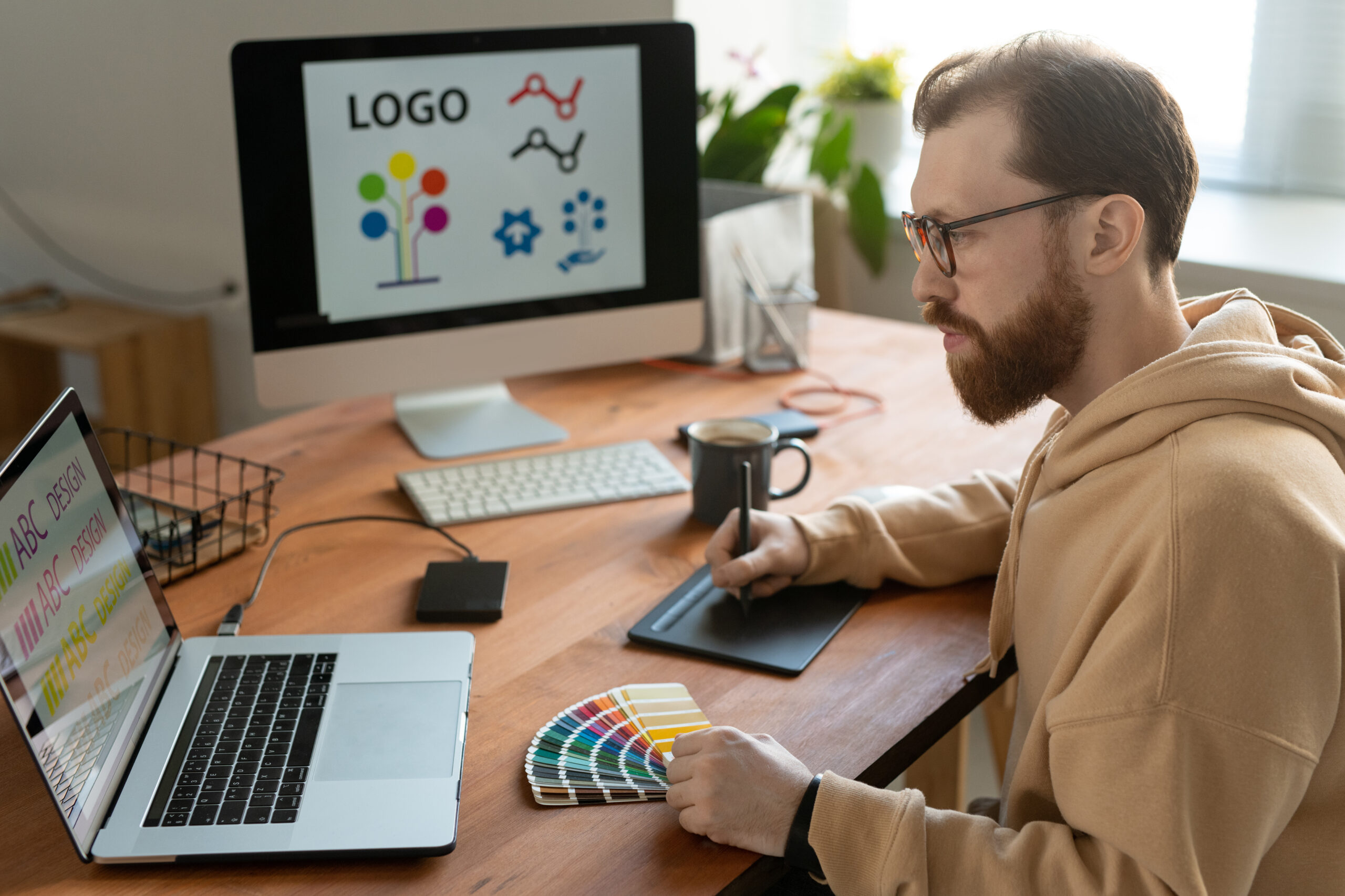 logo design services TQM